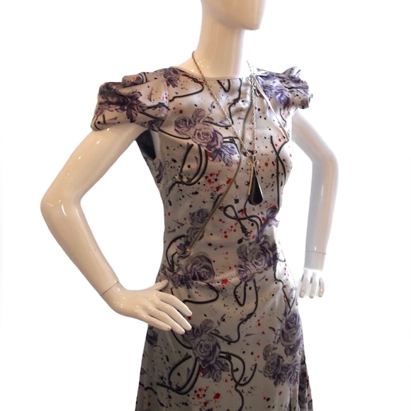 Alexander McQueen Women’s Avante Garde Bubble Hem Silver Floral Silk Dress - Picture 2 of 14